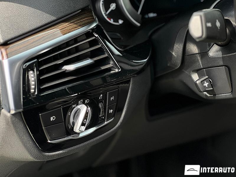 BMW 530e 8 bmw 530e 2018