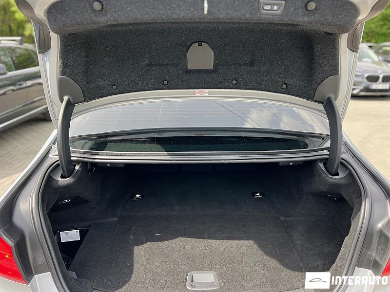 BMW 530e 19 bmw 530e 2018