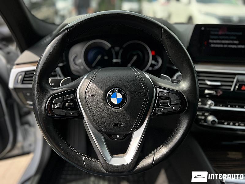 BMW 530e 10 bmw 530e 2018