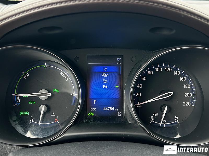 Toyota C-HR 11 toyota c-hr 2019