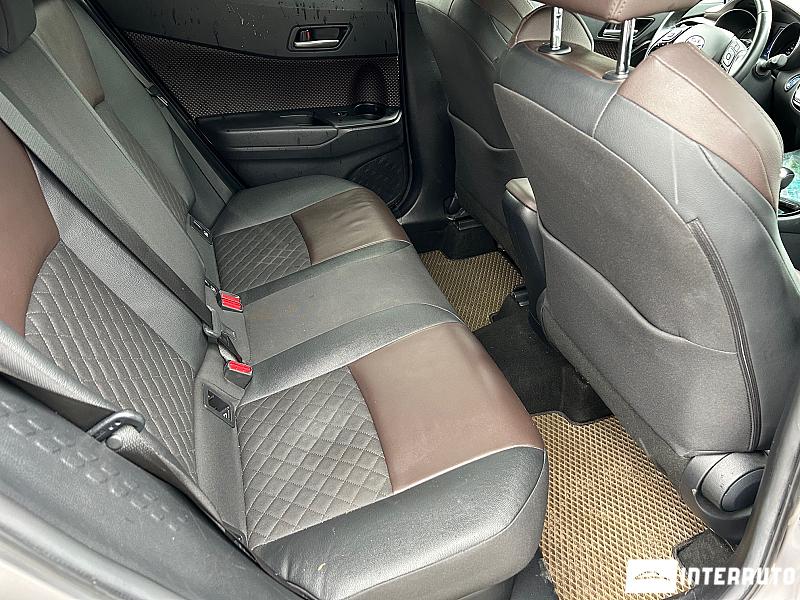 Toyota C-HR 14 toyota c-hr 2019