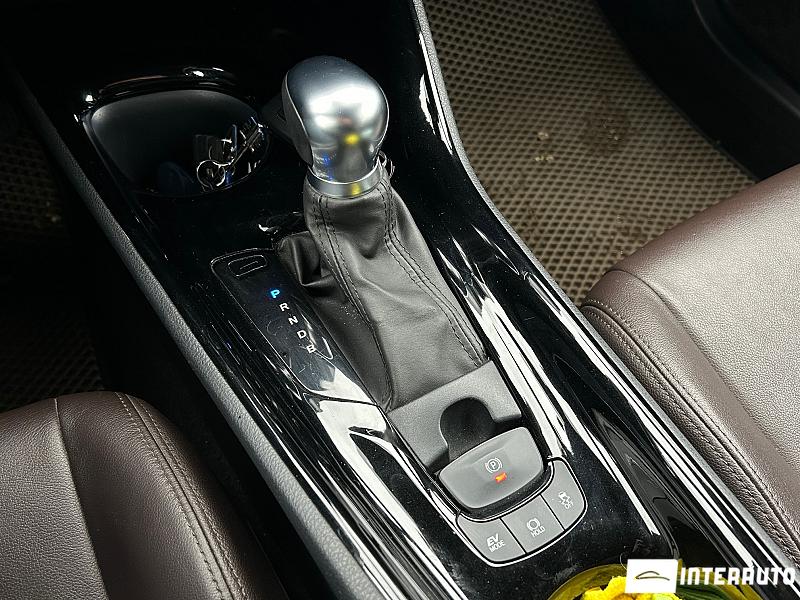 Toyota C-HR 10 toyota c-hr 2019