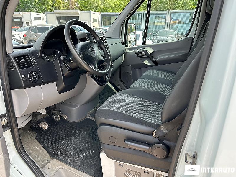 Mercedes Sprinter 5 mercedes sprinter 2012