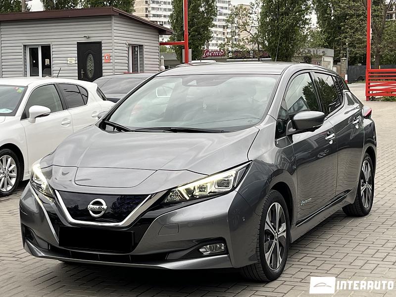 nissan leaf 2019