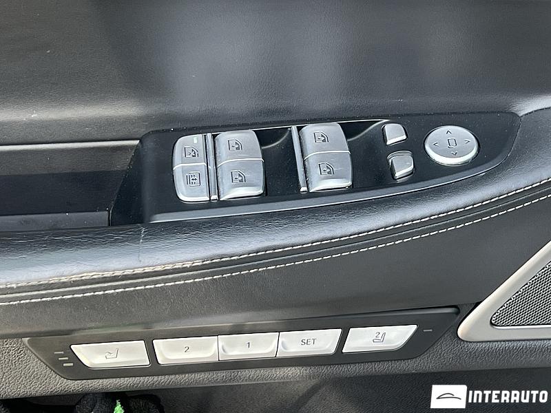 BMW 740e 7 bmw 740e 2017