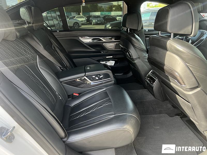 BMW 740e 18 bmw 740e 2017