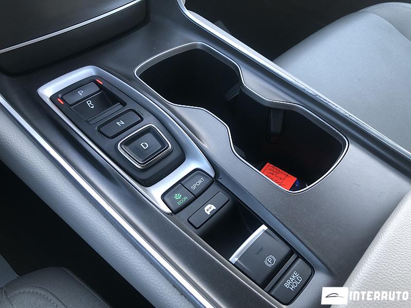 Honda Accord 12 honda accord 2019