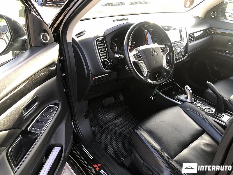 Mitsubishi Outlander 6 mitsubishi outlander 2016