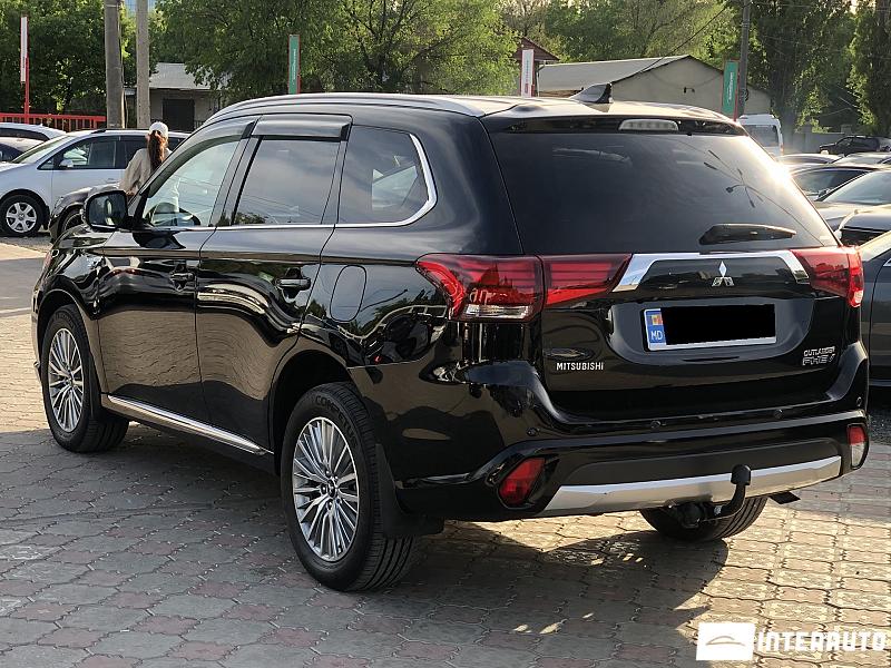 Mitsubishi Outlander 2 mitsubishi outlander 2016