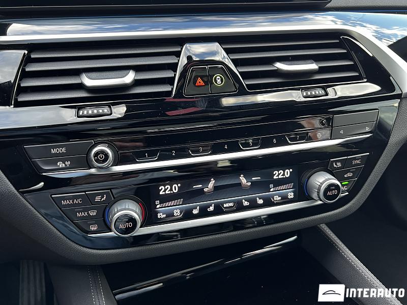 BMW 530e 13 bmw 530e 2020