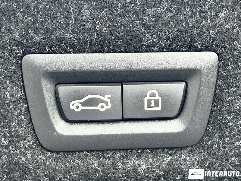 BMW 530e 16 bmw 530e 2020