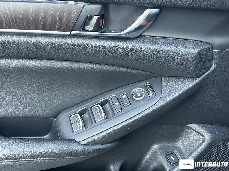 Honda Accord 8 honda accord 2019