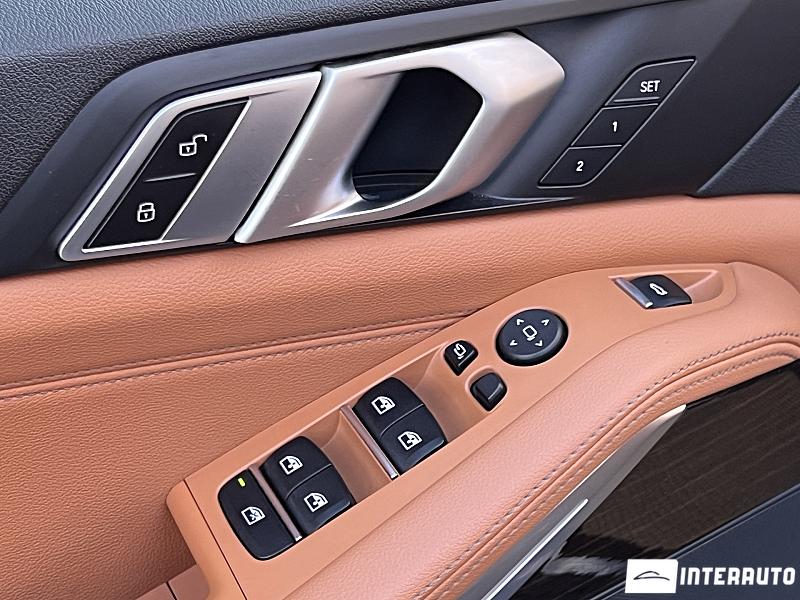 BMW X5 4.0i 20 bmw x5 4.0i 2018