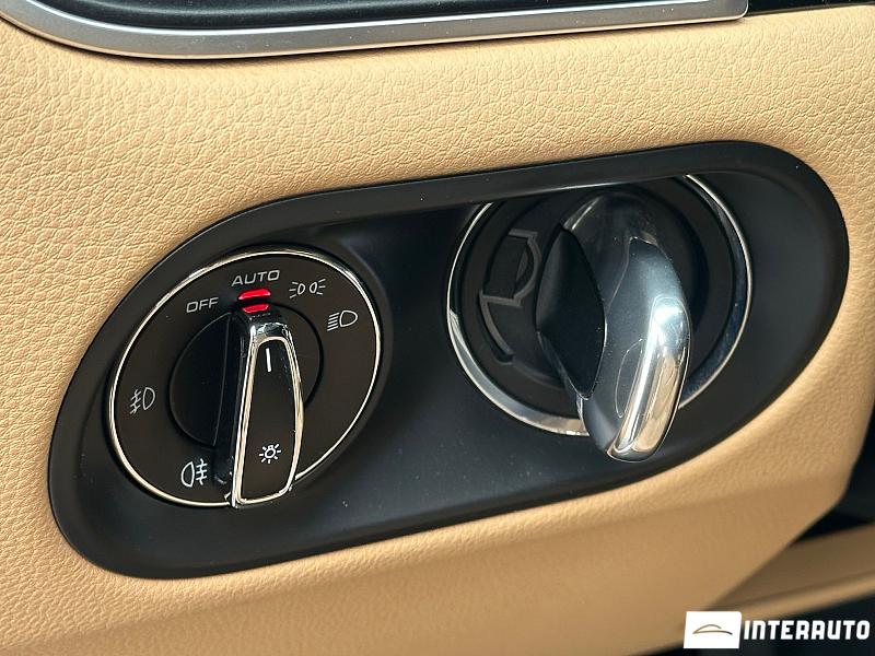 Porsche Macan 14 porsche macan 2016