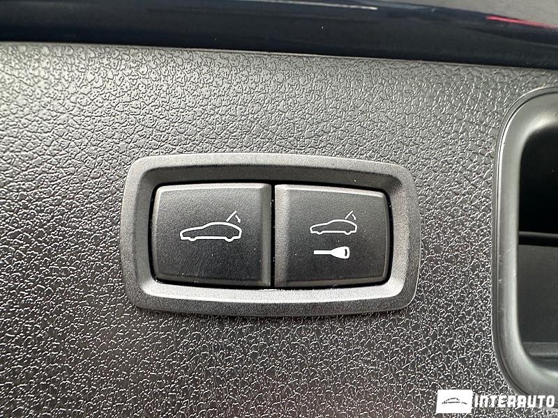 Porsche Macan 19 porsche macan 2016