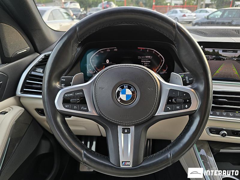 BMW X5 4.0i 10 bmw x5 4.0i 2020