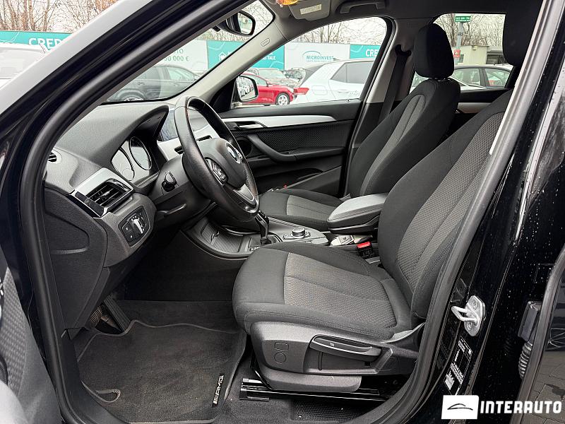 BMW X1 1.6D 5 bmw x1 1.6d 2020