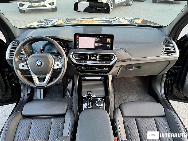 BMW X3 3.0i 8 bmw x3 3.0i 2022