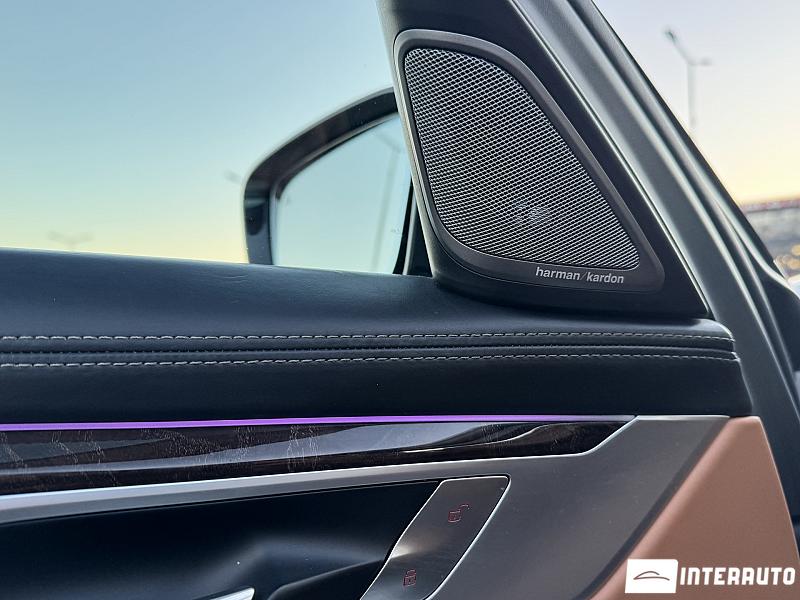 BMW 740e 22 bmw 740e 2017