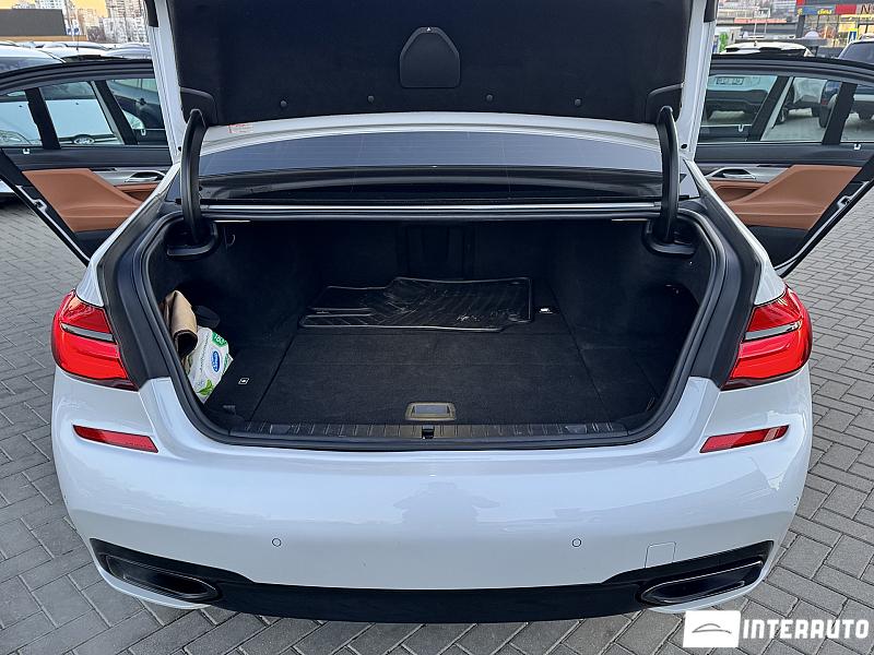 BMW 740e 29 bmw 740e 2017