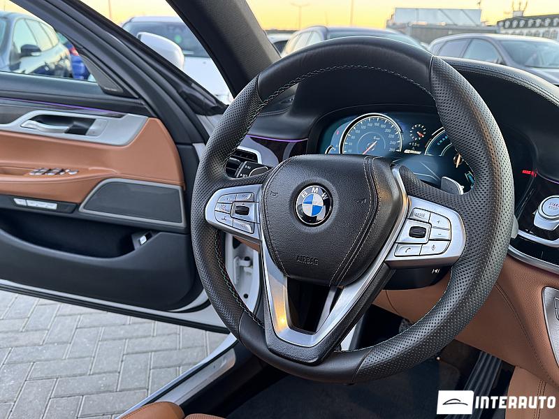BMW 740e 10 bmw 740e 2017