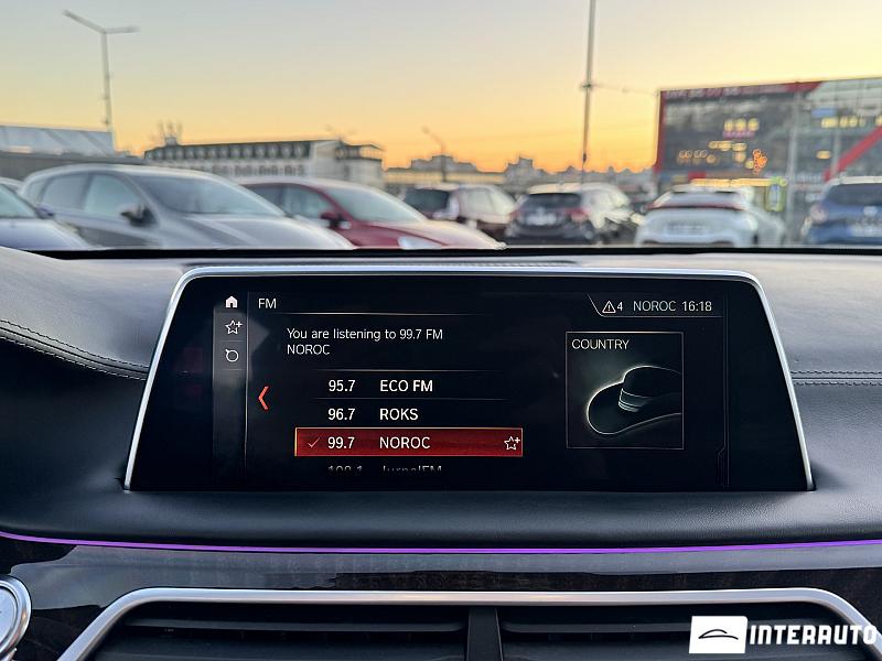 BMW 740e 13 bmw 740e 2017