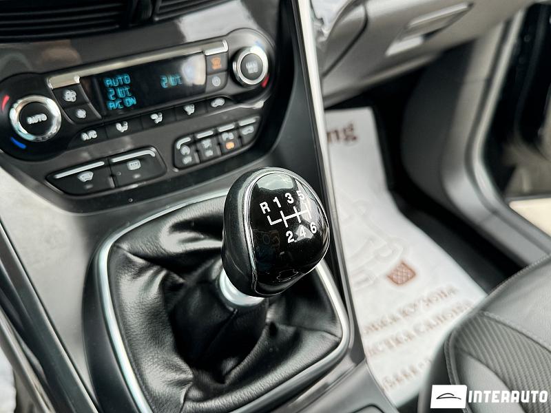 Ford Kuga 11 ford kuga 2015