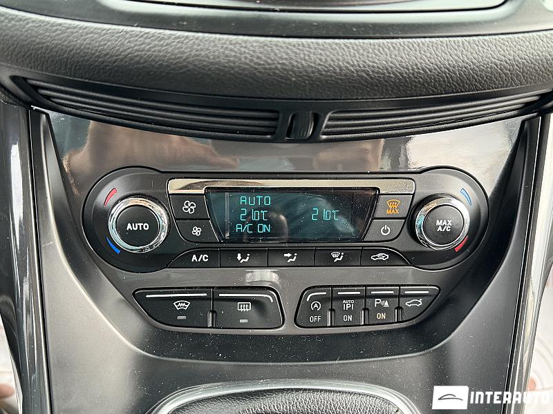 Ford Kuga 10 ford kuga 2015