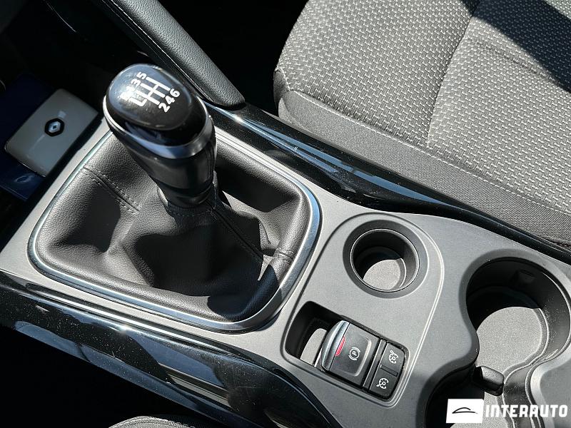 Renault Kadjar 12 renault kadjar 2017