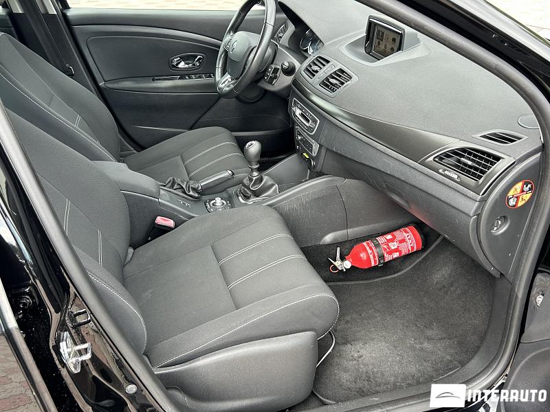 Renault Megane 17 renault megane 2013