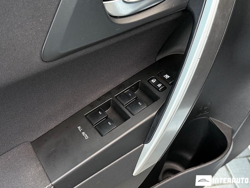 Toyota Auris 7 toyota auris 2014