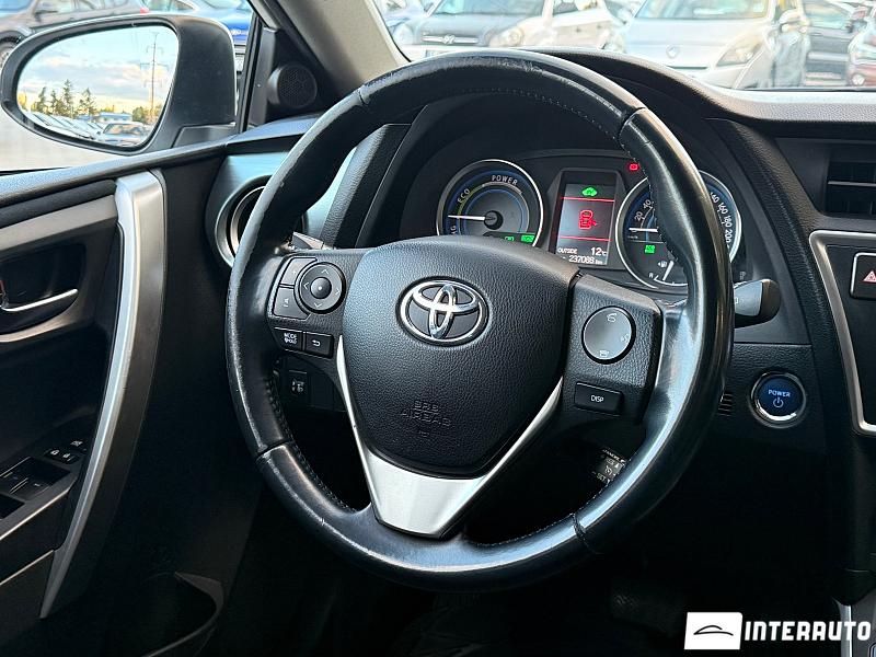 Toyota Auris 9 toyota auris 2014