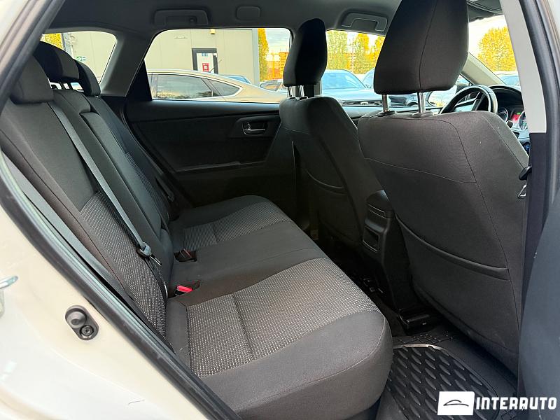 Toyota Auris 15 toyota auris 2014