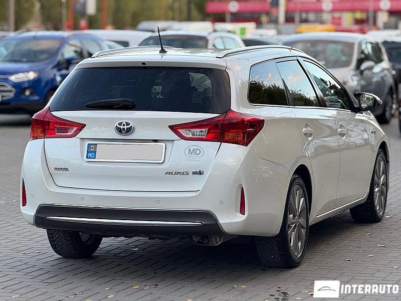 Toyota Auris 2 toyota auris 2014