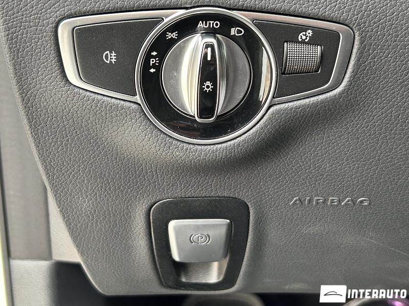 Mercedes E 300de 12 mercedes e 300de 2021