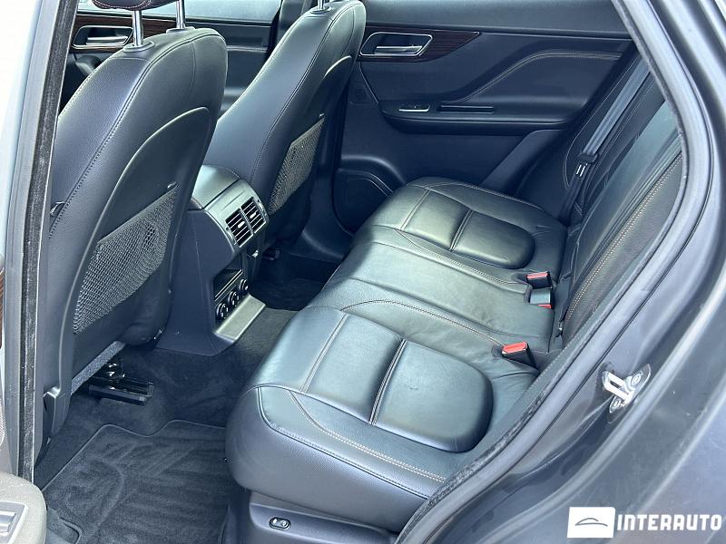 Jaguar F-Pace 18 jaguar f-pace 2016