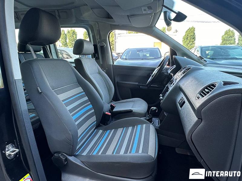 Volkswagen Caddy Maxi 8 volkswagen caddy maxi 2011