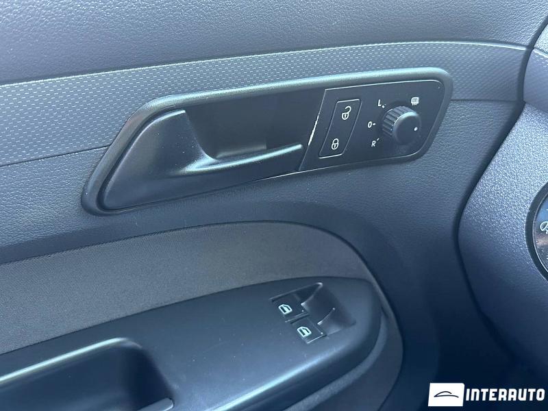 Volkswagen Caddy Maxi 16 volkswagen caddy maxi 2011