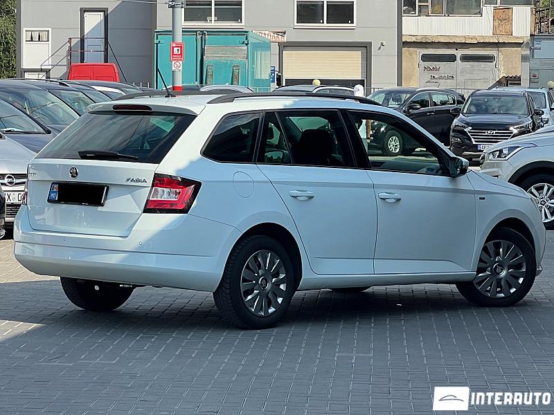 Skoda Fabia 4 skoda fabia 2017
