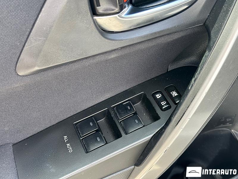 Toyota Auris 13 toyota auris 2013