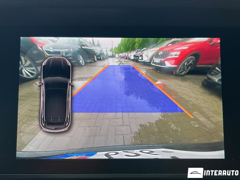 Porsche Macan 12 porsche macan 2016