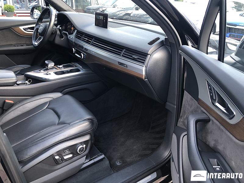 Audi Q7 E-Tron 17 audi q7 e-tron 2018