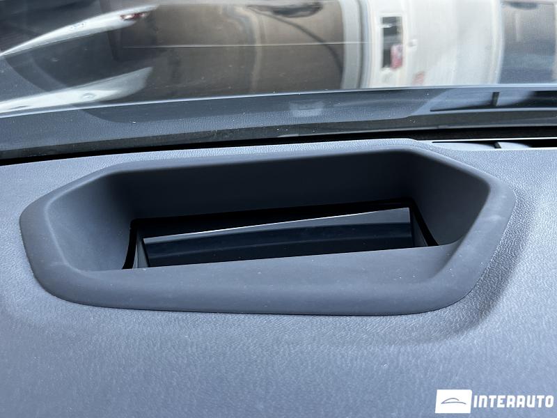 BMW 530e 13 bmw 530e 2019