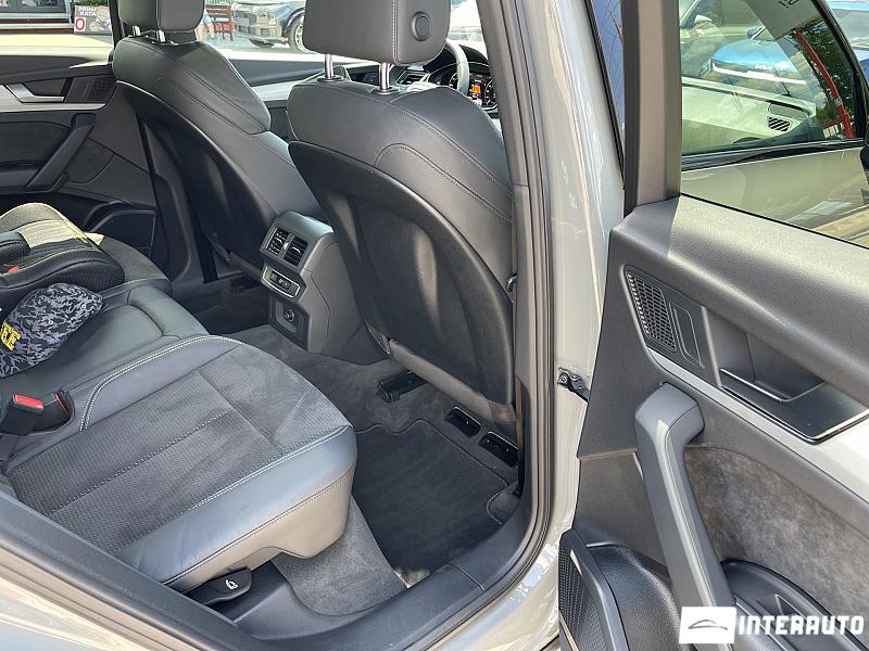 Audi Q5 16 audi q5 2020