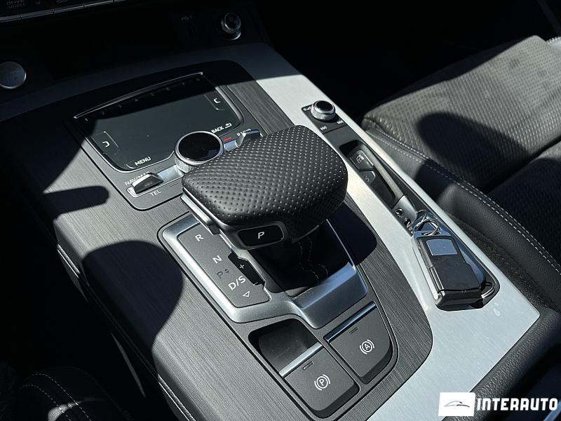 Audi Q5 13 audi q5 2020