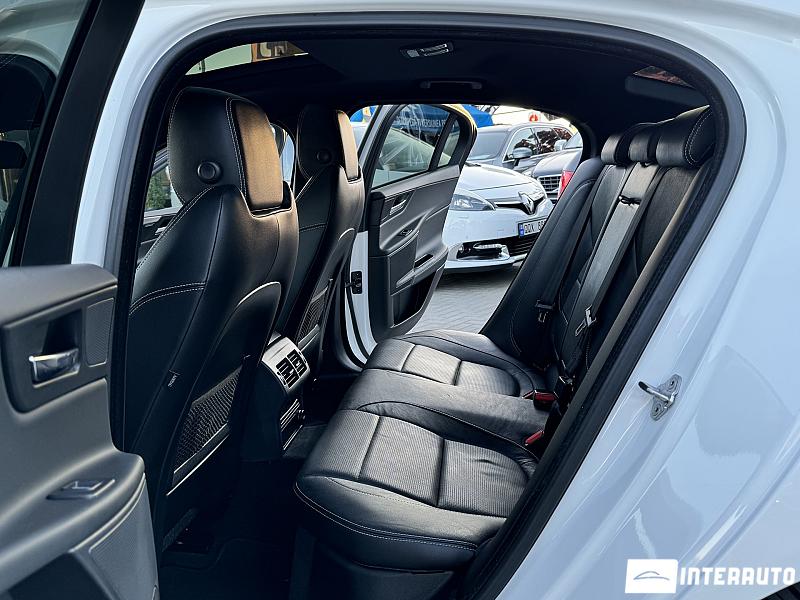 Jaguar XE 13 jaguar xe 2016