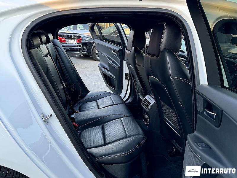 Jaguar XE 15 jaguar xe 2016