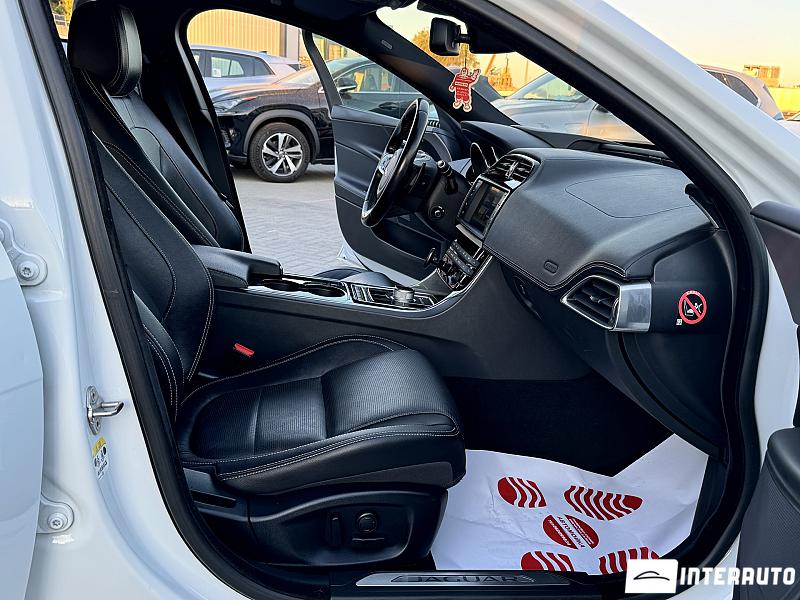 Jaguar XE 17 jaguar xe 2016