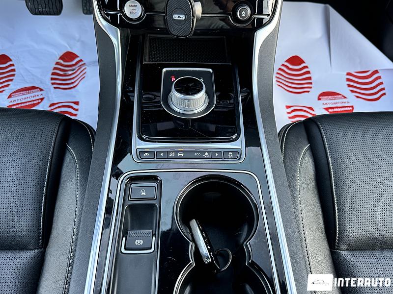 Jaguar XE 12 jaguar xe 2016