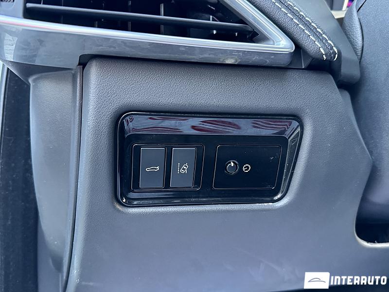 Jaguar XE 24 jaguar xe 2016